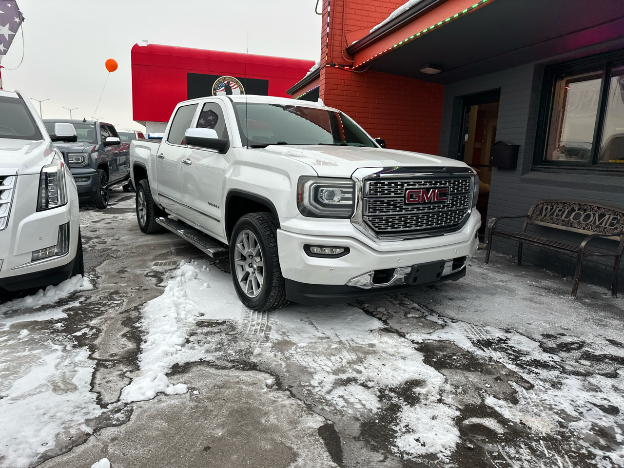 GMC Sierra 1500 SLE Crew Cab Short Box 4WD 2020