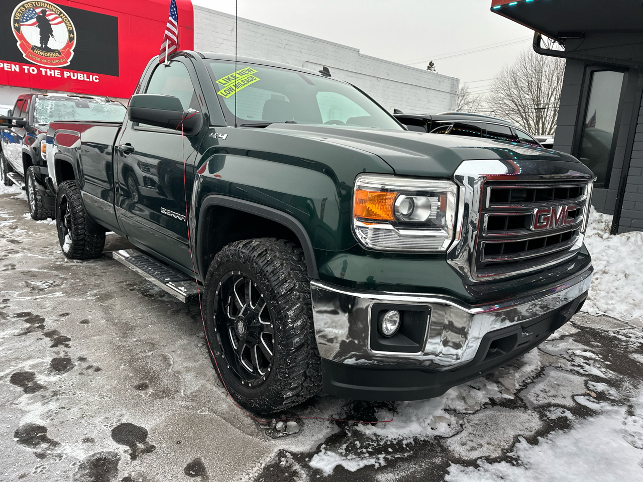 GMC Sierra 1500 SLE Crew Cab Short Box 4WD 2020