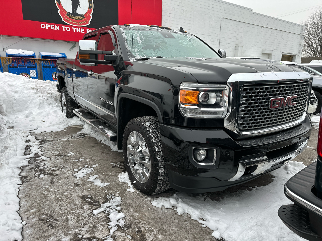 GMC Sierra 1500 SLE Crew Cab Short Box 4WD 2020