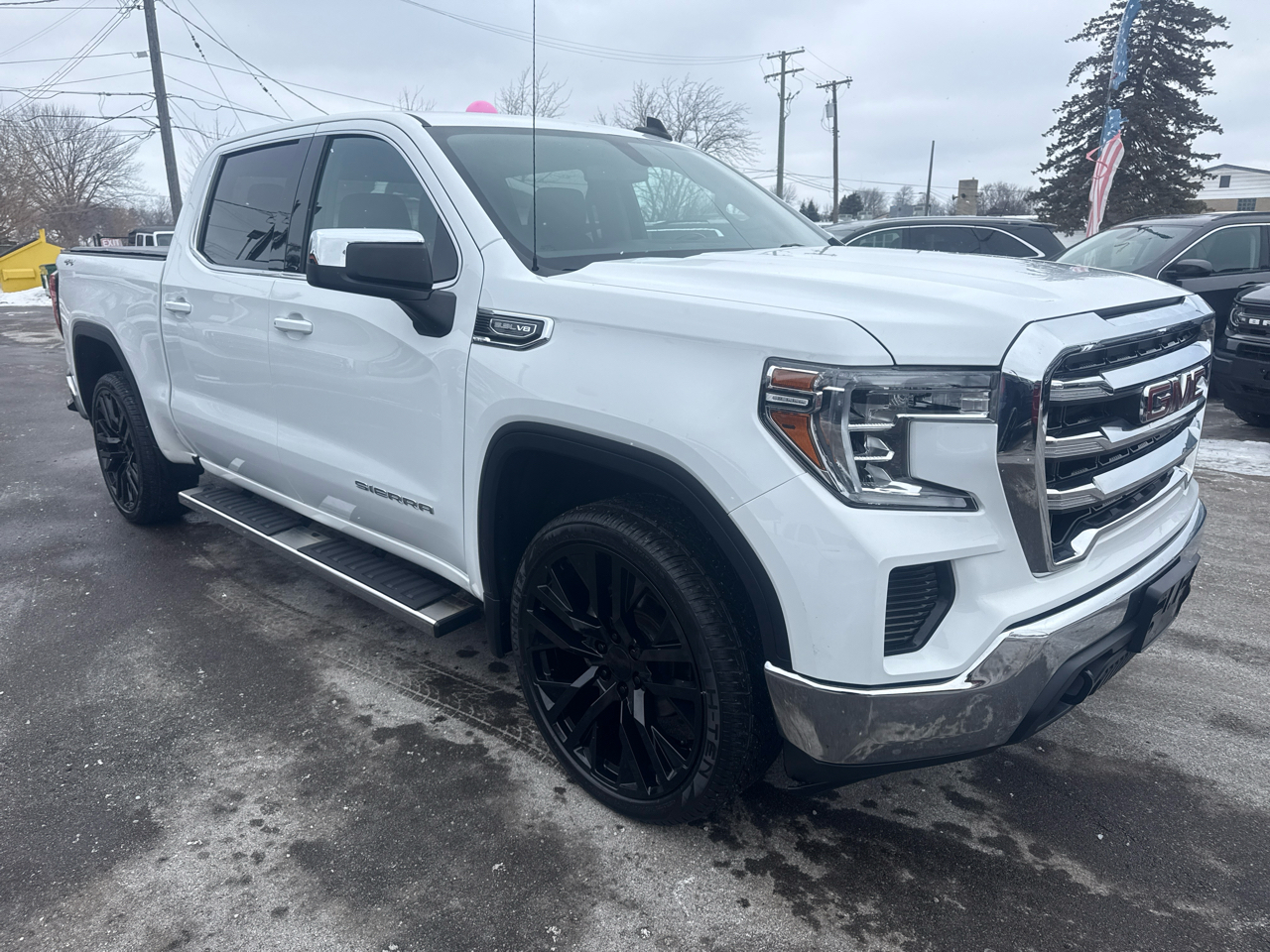 GMC Sierra 1500 SLE Crew Cab Short Box 4WD 2020