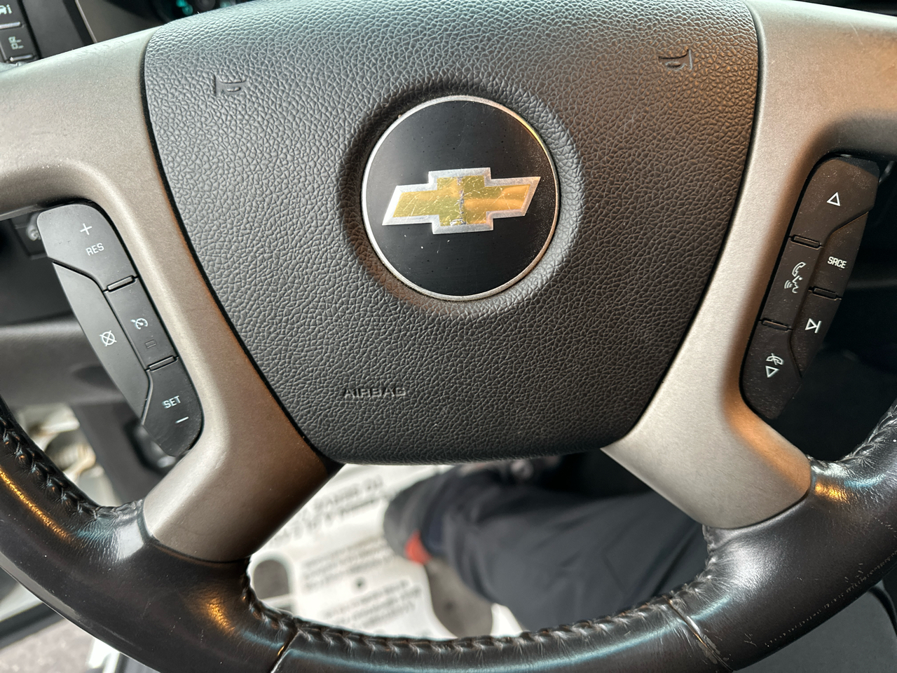 Chevrolet Silverado 1500 LT Crew Cab 4WD 2012