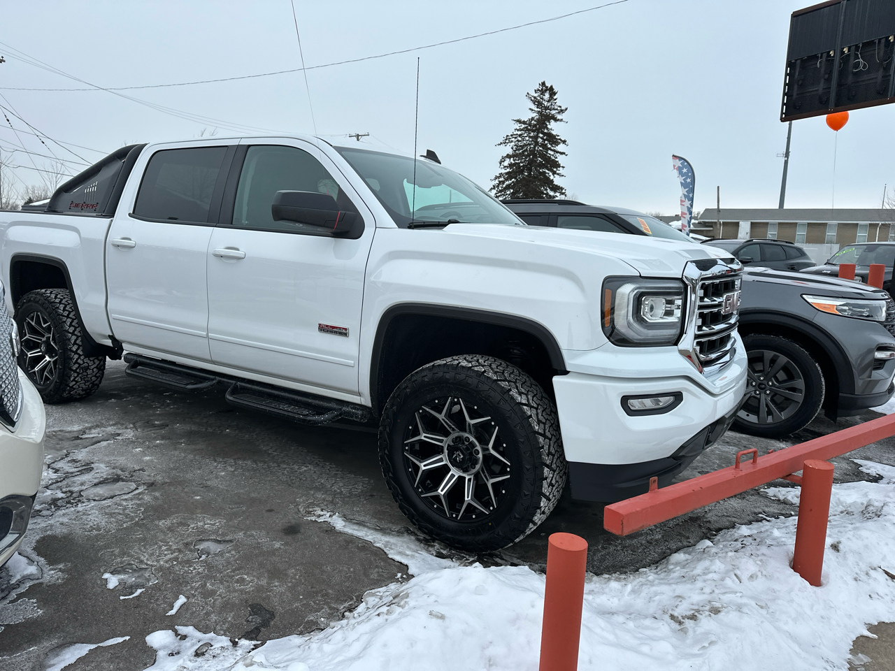 Chevrolet Silverado 1500 LT Crew Cab 4WD 2012