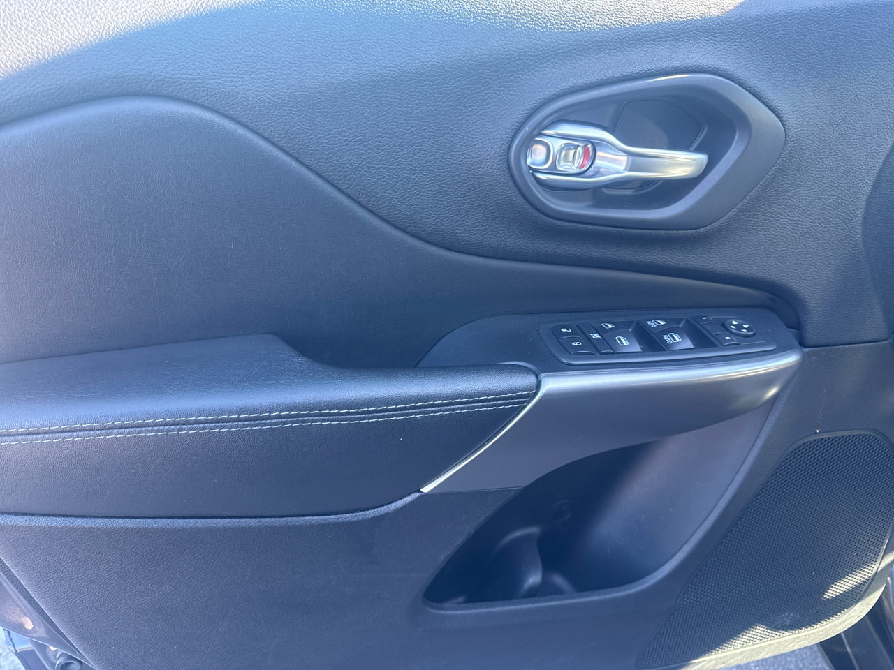 Jeep Cherokee Latitude Plus 4WD 2020