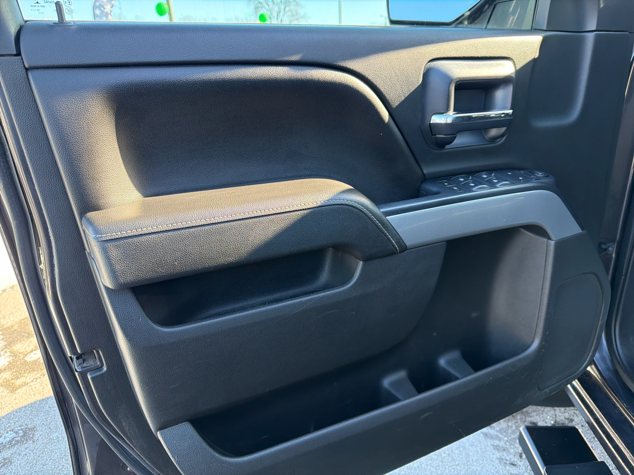 Chevrolet Silverado 1500 LT Crew Cab Long Box 4WD 2015