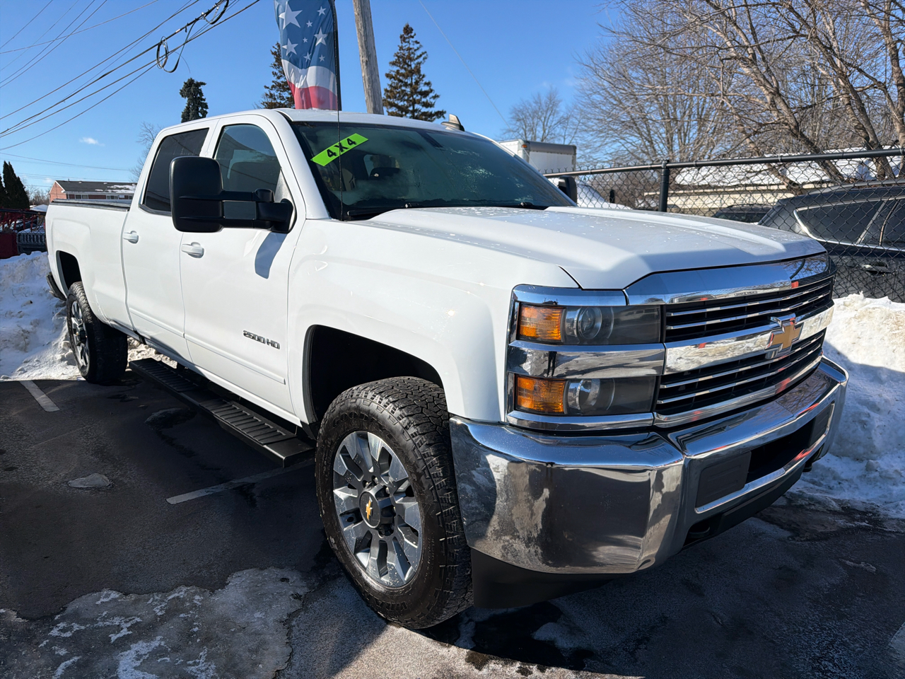 Chevrolet Silverado 1500 LT Crew Cab Long Box 4WD 2015