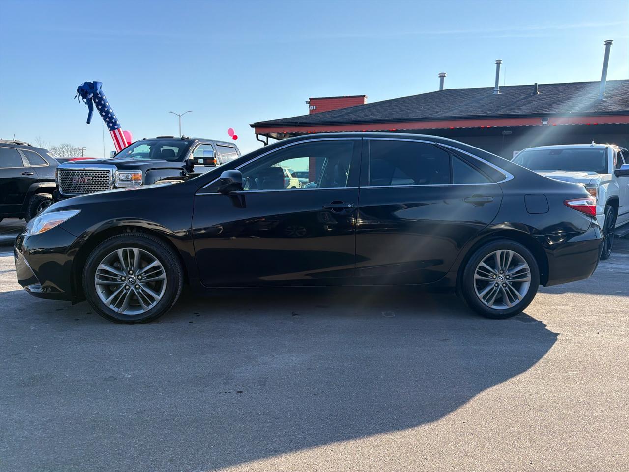 Toyota Camry SE 2016