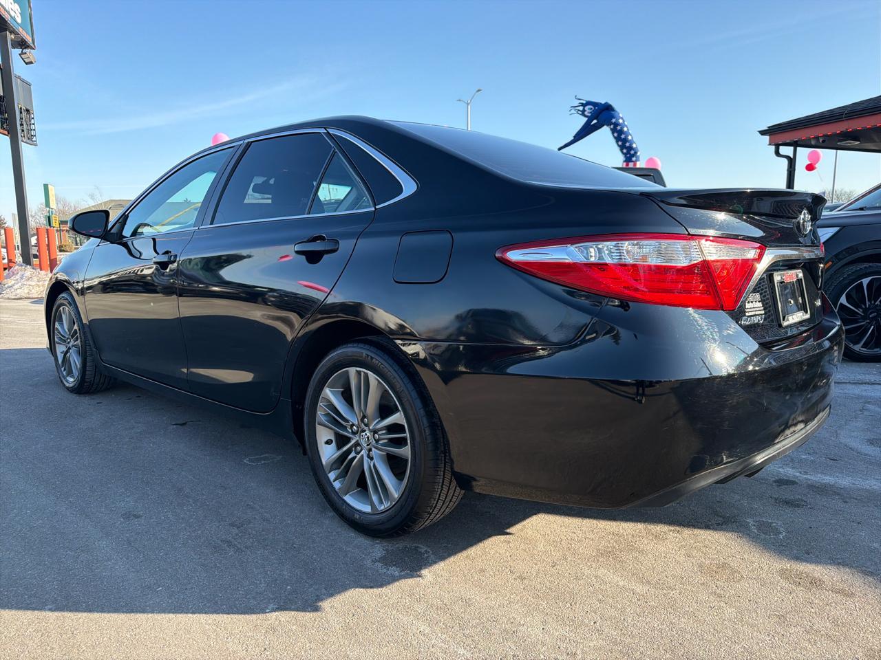 Toyota Camry SE 2016