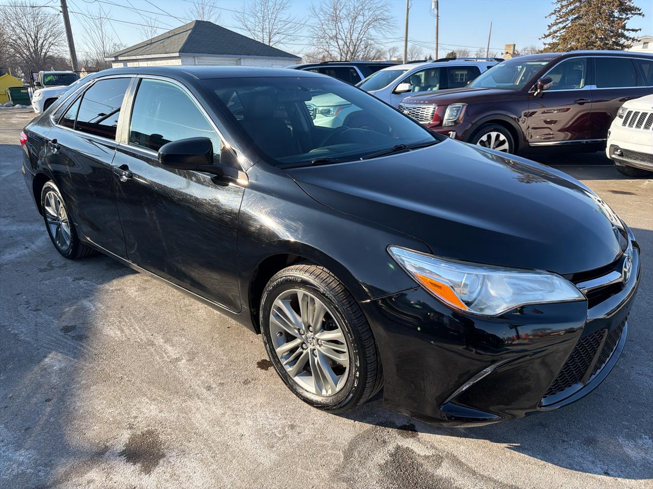 Toyota Camry SE 2016