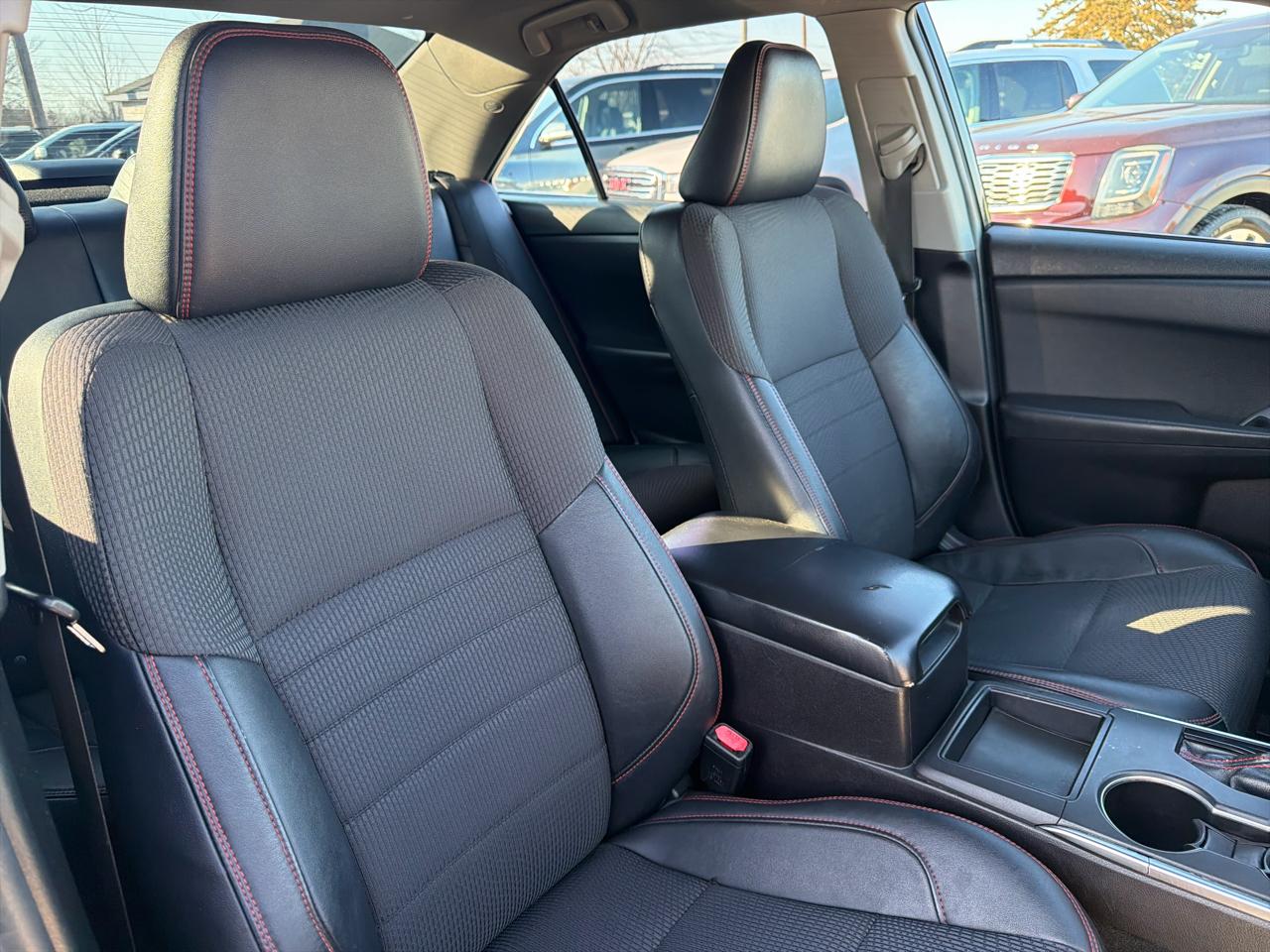 Toyota Camry SE 2016