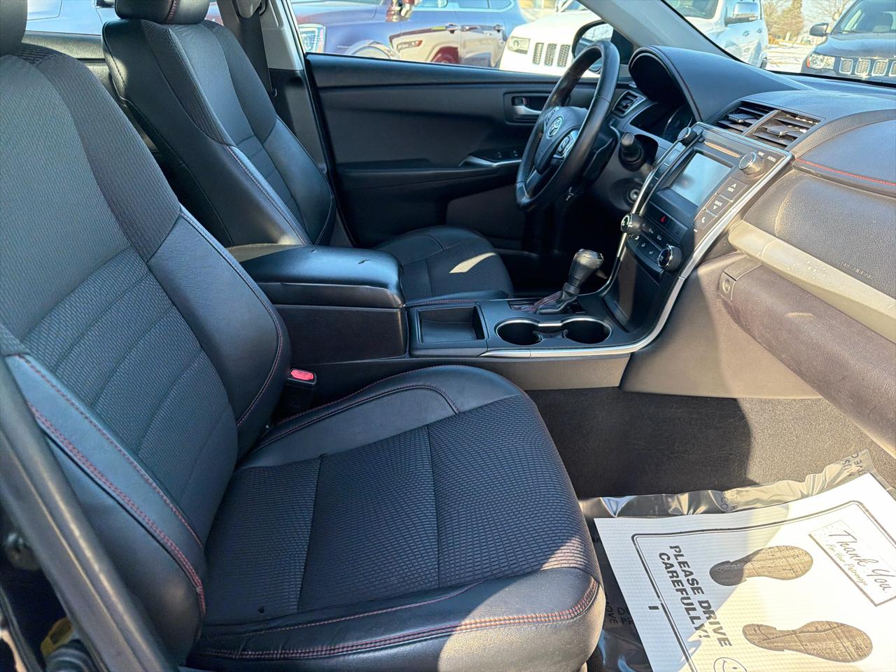 Toyota Camry SE 2016