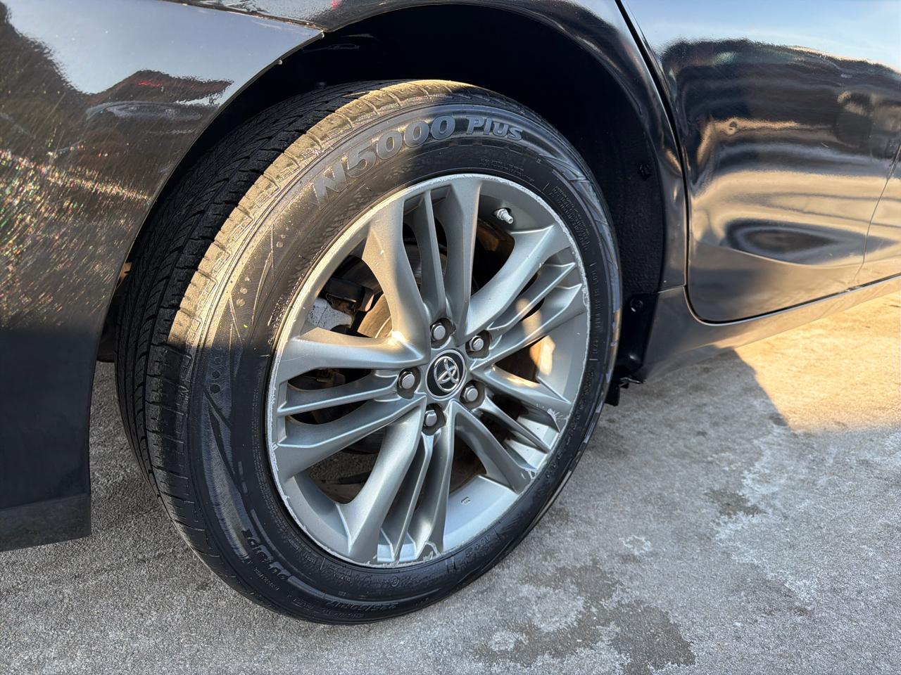 Toyota Camry SE 2016