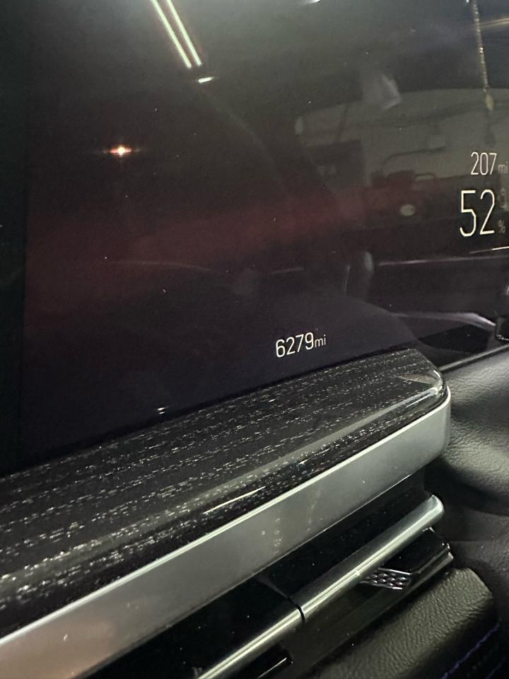 Cadillac Escalade IQL Sport-1 2026