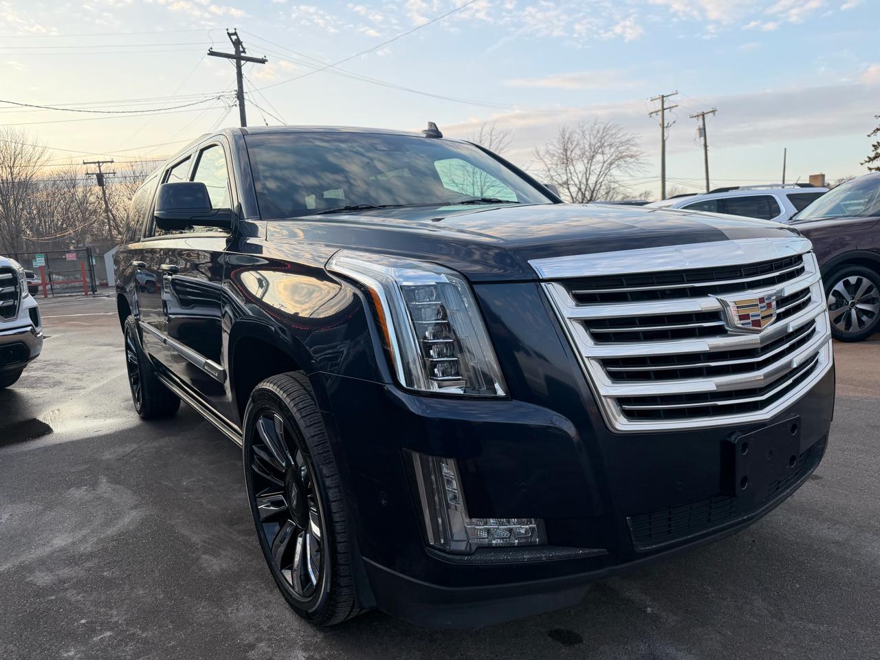 Cadillac Escalade ESV Platinum 4WD 2018