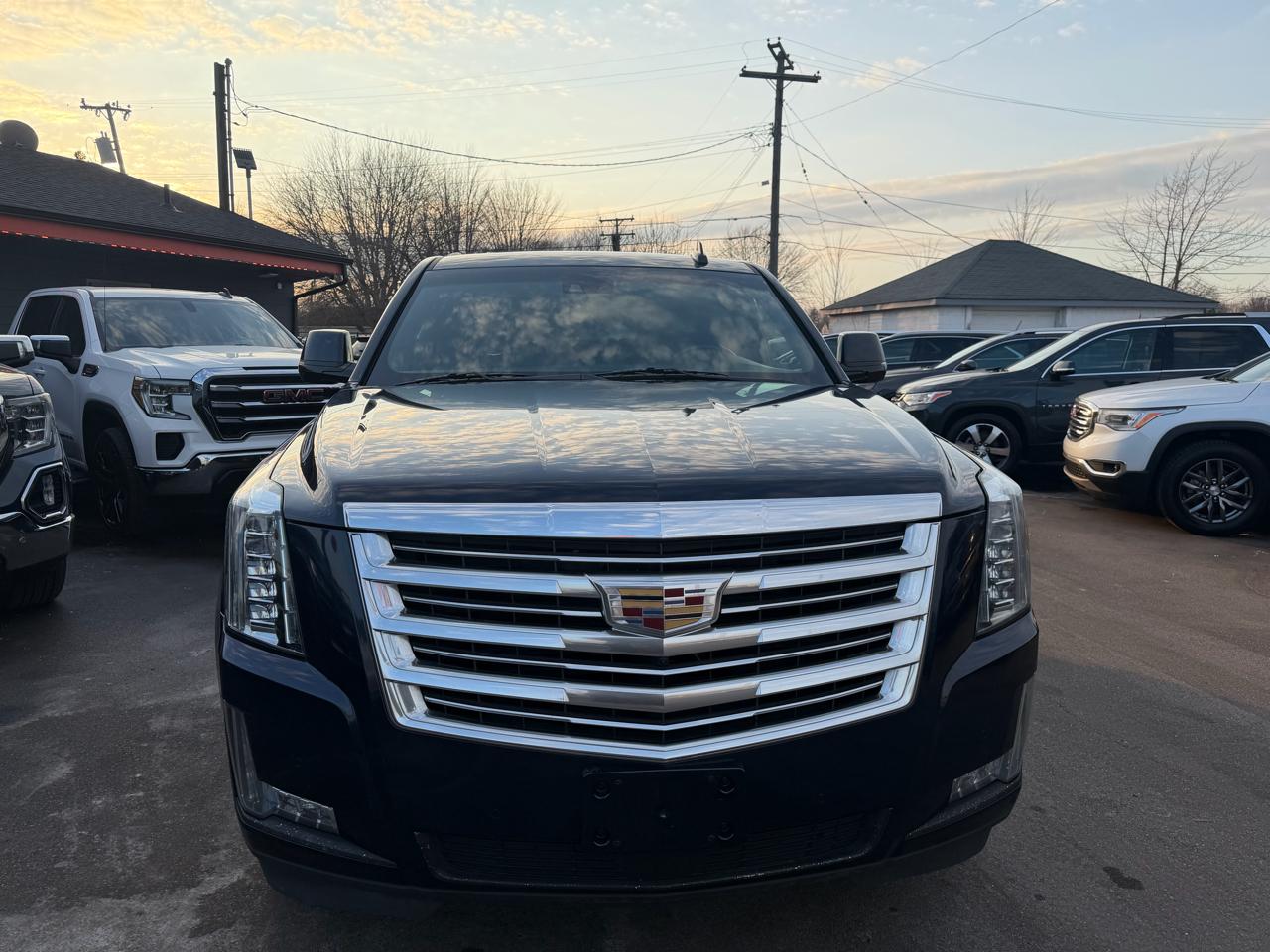 Cadillac Escalade ESV Platinum 4WD 2018