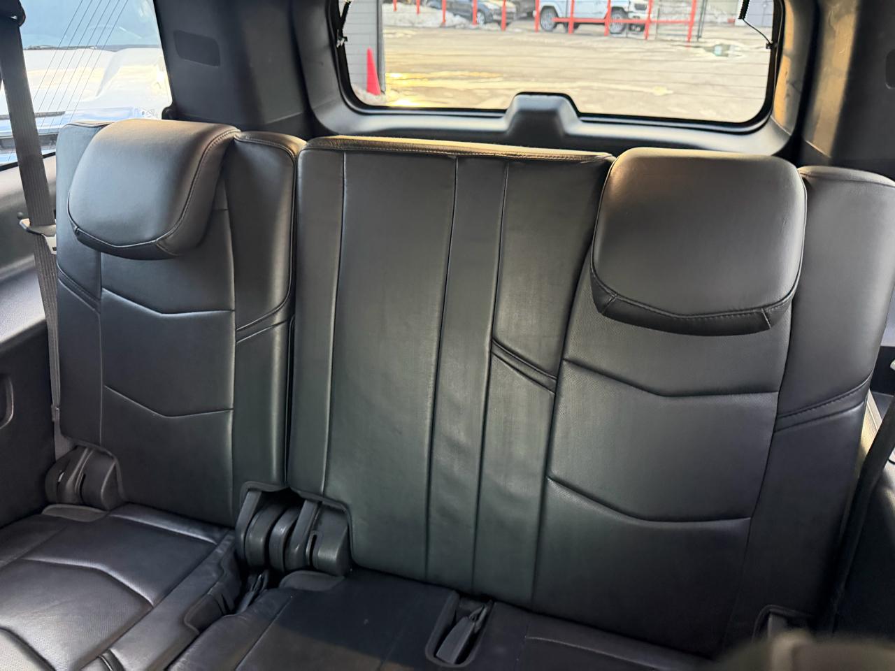 Cadillac Escalade ESV Platinum 4WD 2018