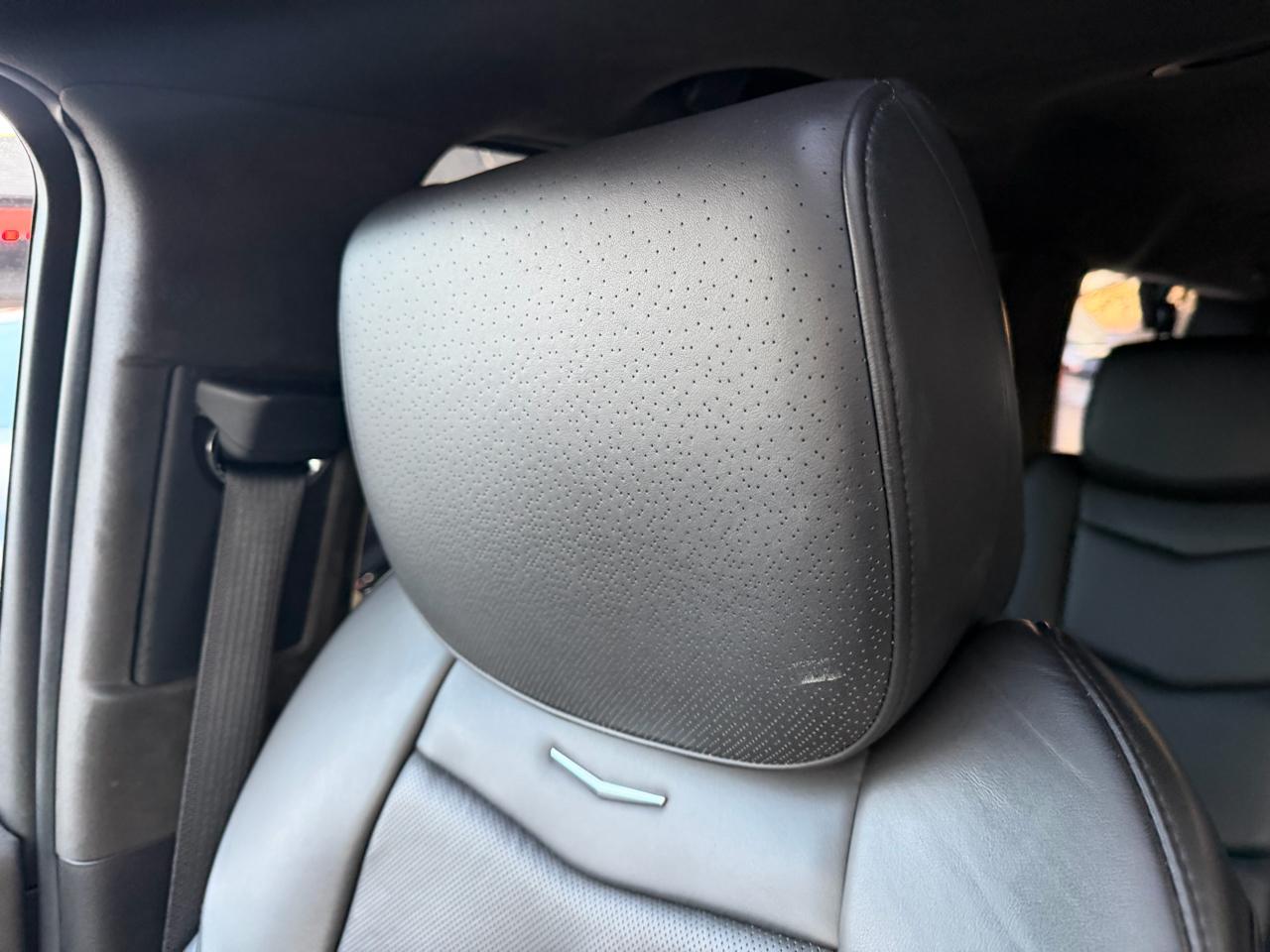 Cadillac Escalade ESV Platinum 4WD 2018