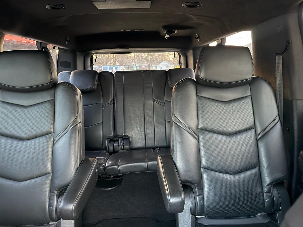Cadillac Escalade ESV Platinum 4WD 2018