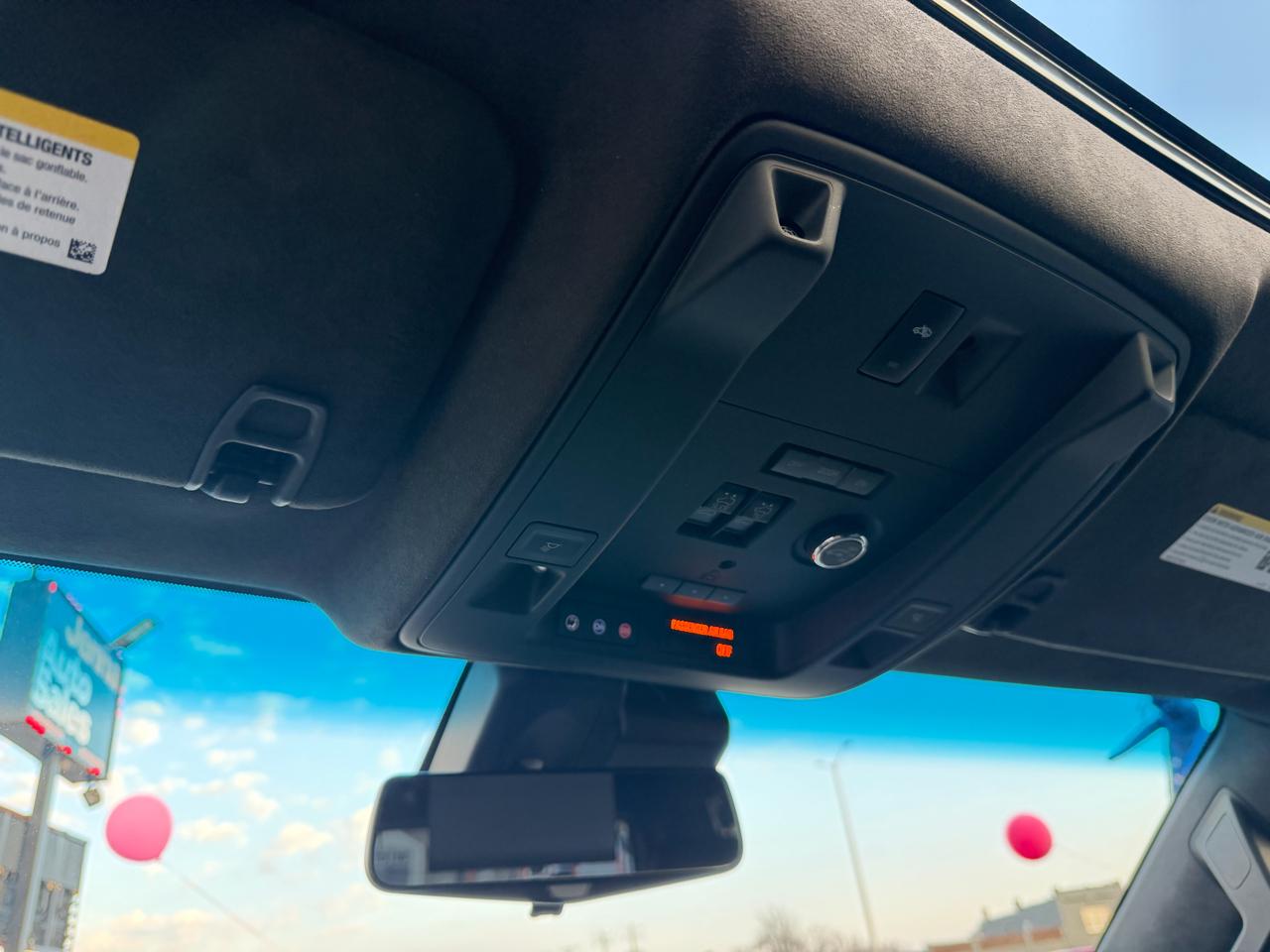 Cadillac Escalade ESV Platinum 4WD 2018