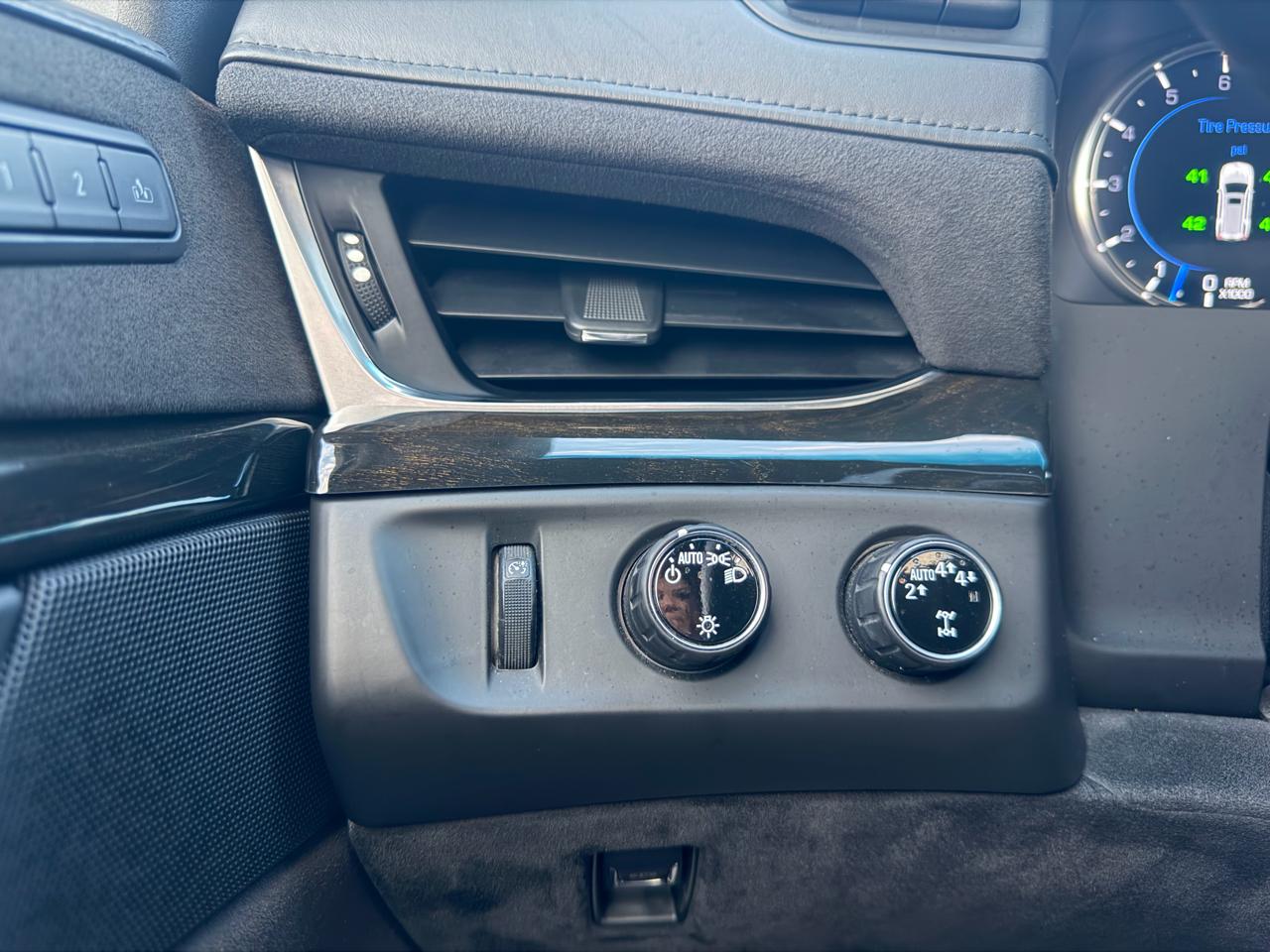 Cadillac Escalade ESV Platinum 4WD 2018