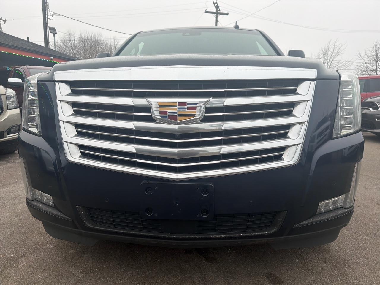 Cadillac Escalade ESV Platinum 4WD 2018