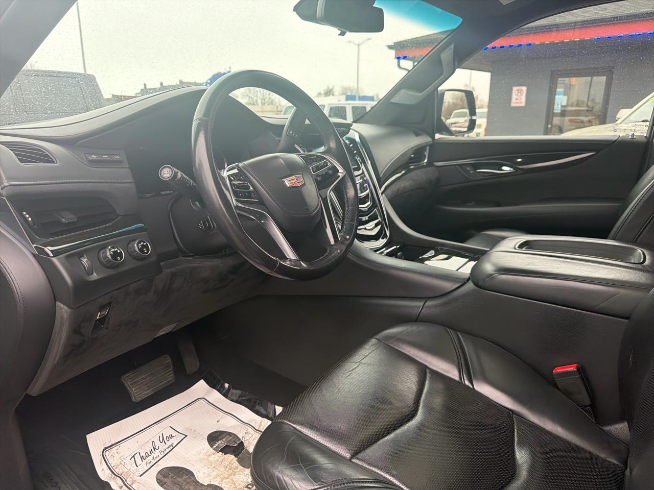 Cadillac Escalade ESV Platinum 4WD 2018