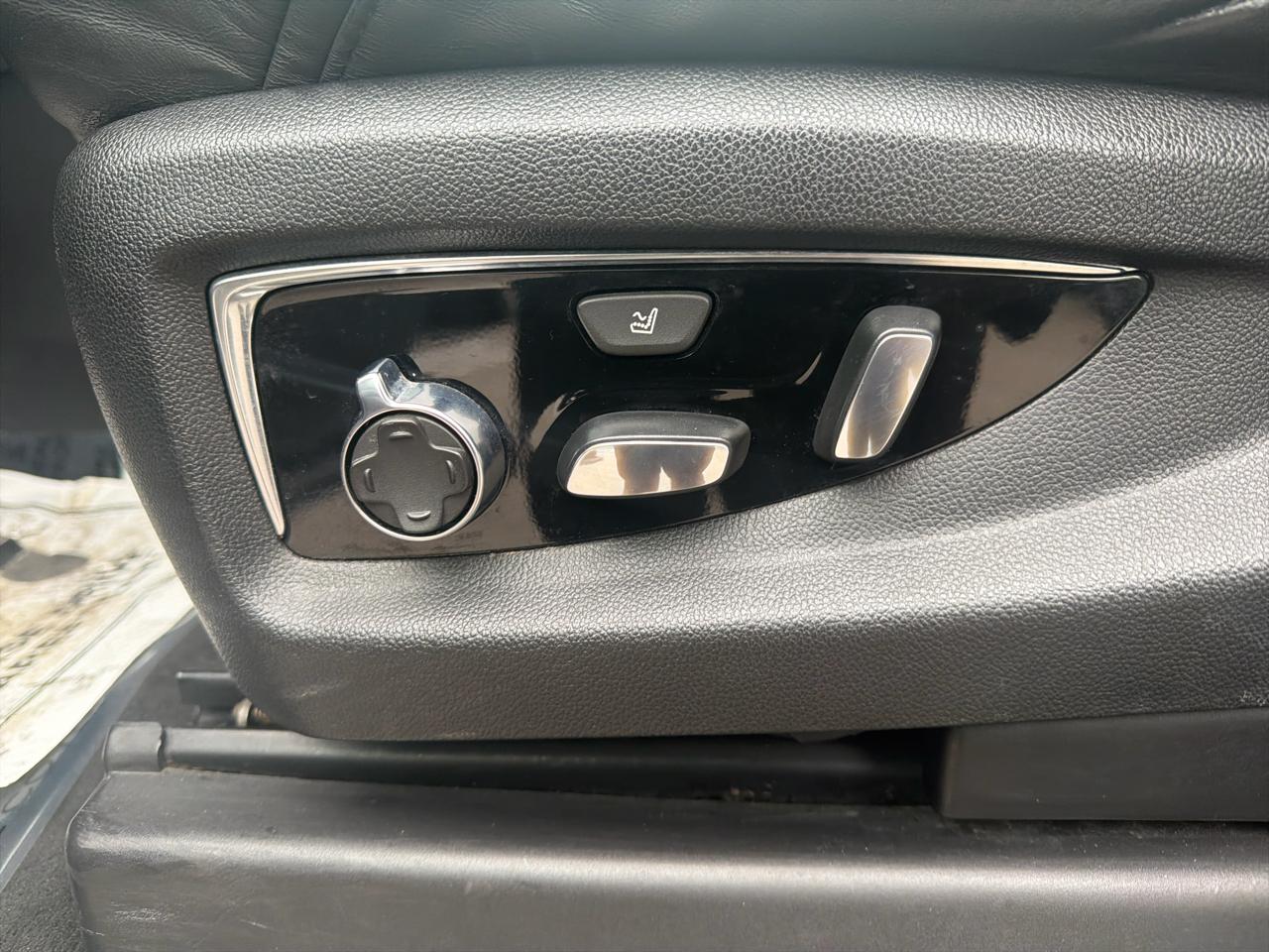 Cadillac Escalade ESV Platinum 4WD 2018