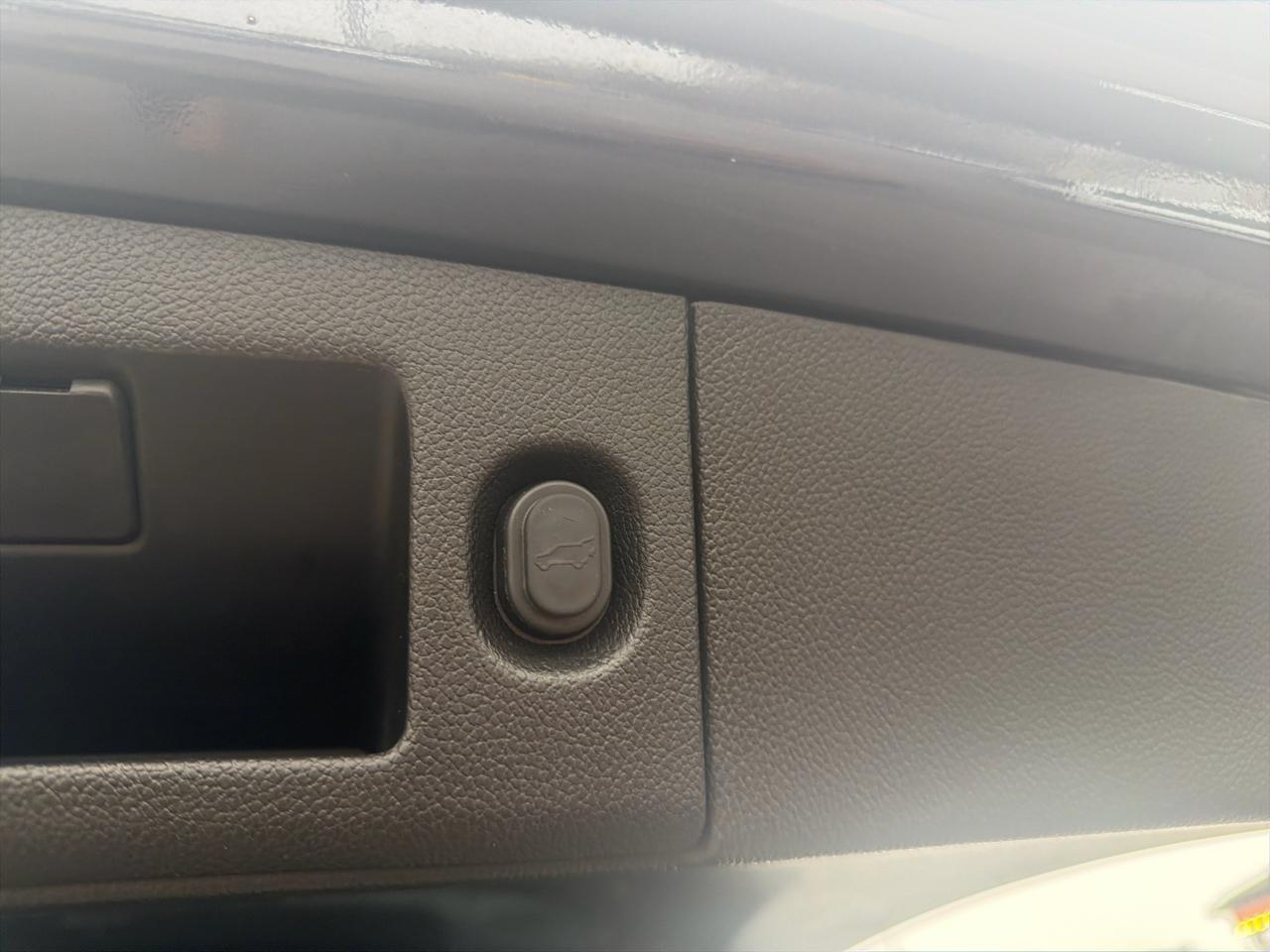 Cadillac Escalade ESV Platinum 4WD 2018