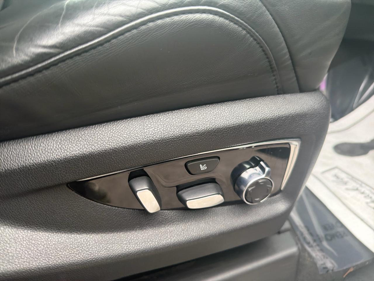 Cadillac Escalade ESV Platinum 4WD 2018