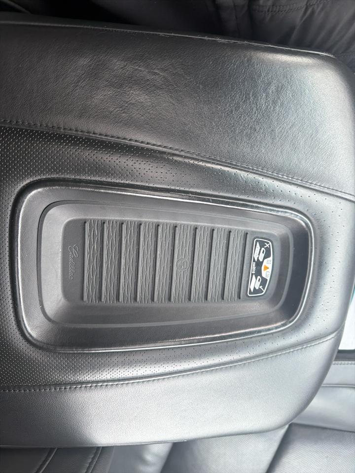 Cadillac Escalade ESV Platinum 4WD 2018