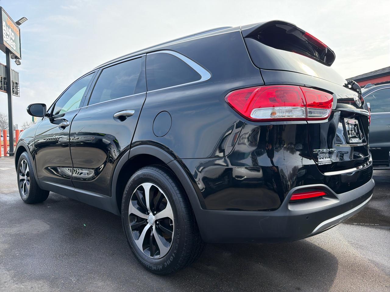 Kia Sorento EX V6 2WD 2017