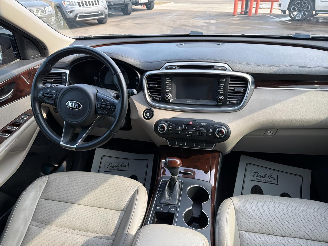 Kia Sorento EX V6 2WD 2017