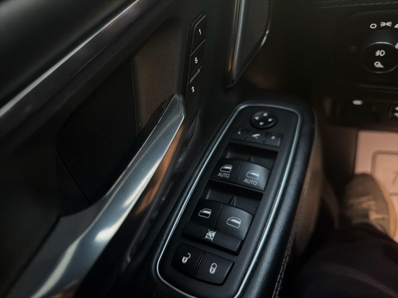 RAM 1500 Limited Crew Cab SWB 4WD 2019