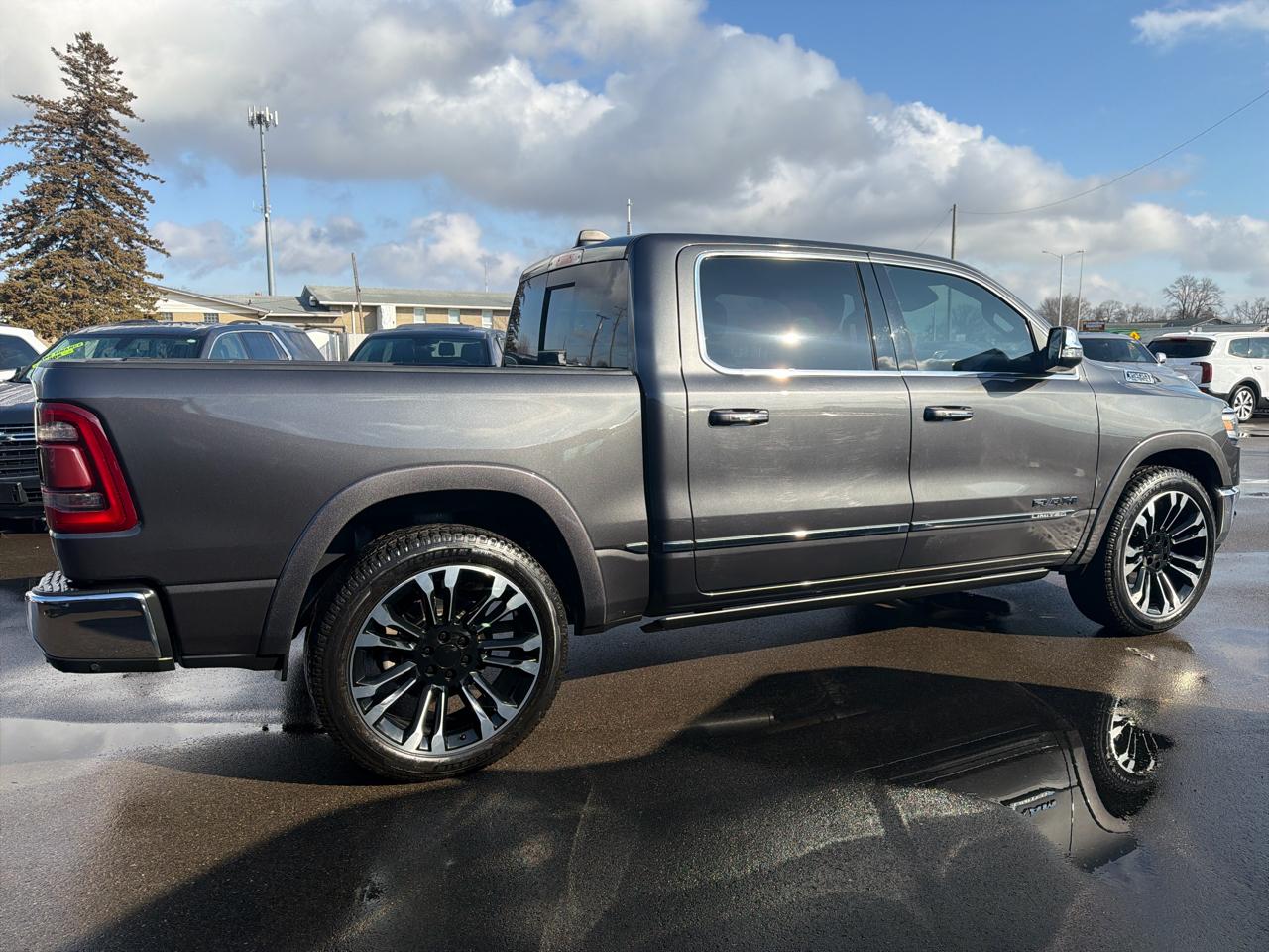 RAM 1500 Limited Crew Cab SWB 4WD 2019