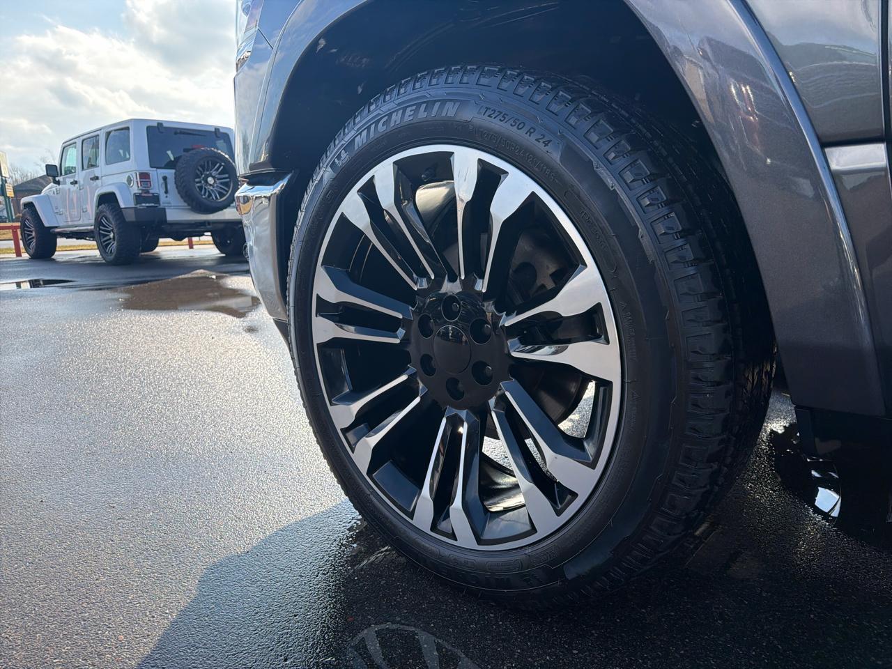 RAM 1500 Limited Crew Cab SWB 4WD 2019