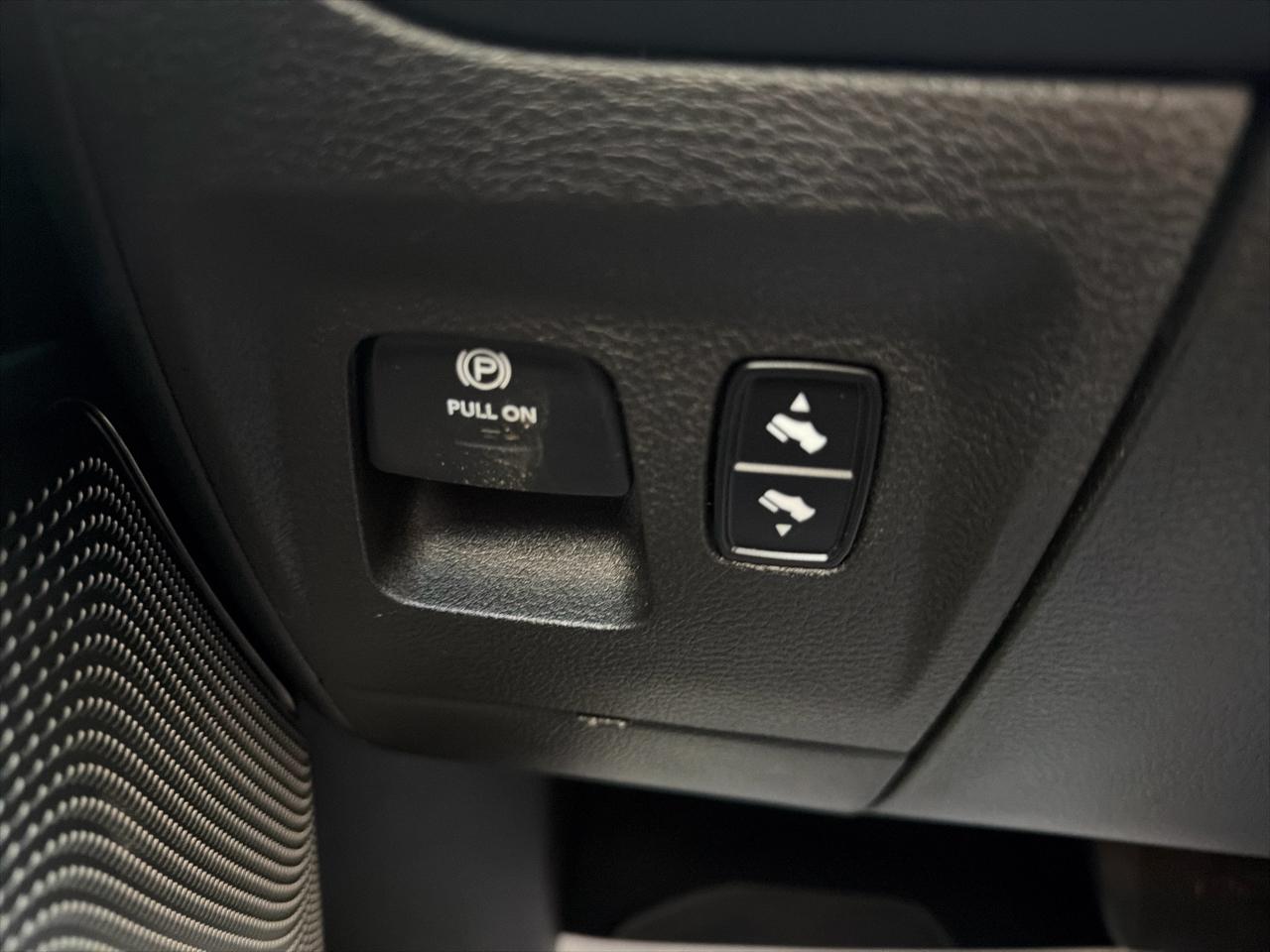 RAM 1500 Limited Crew Cab SWB 4WD 2019