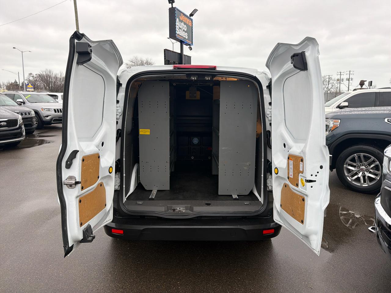 Ford Transit Connect Cargo Van XL LWB w/Rear 180 Degree Door 2020