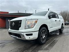 2022 Nissan Titan 