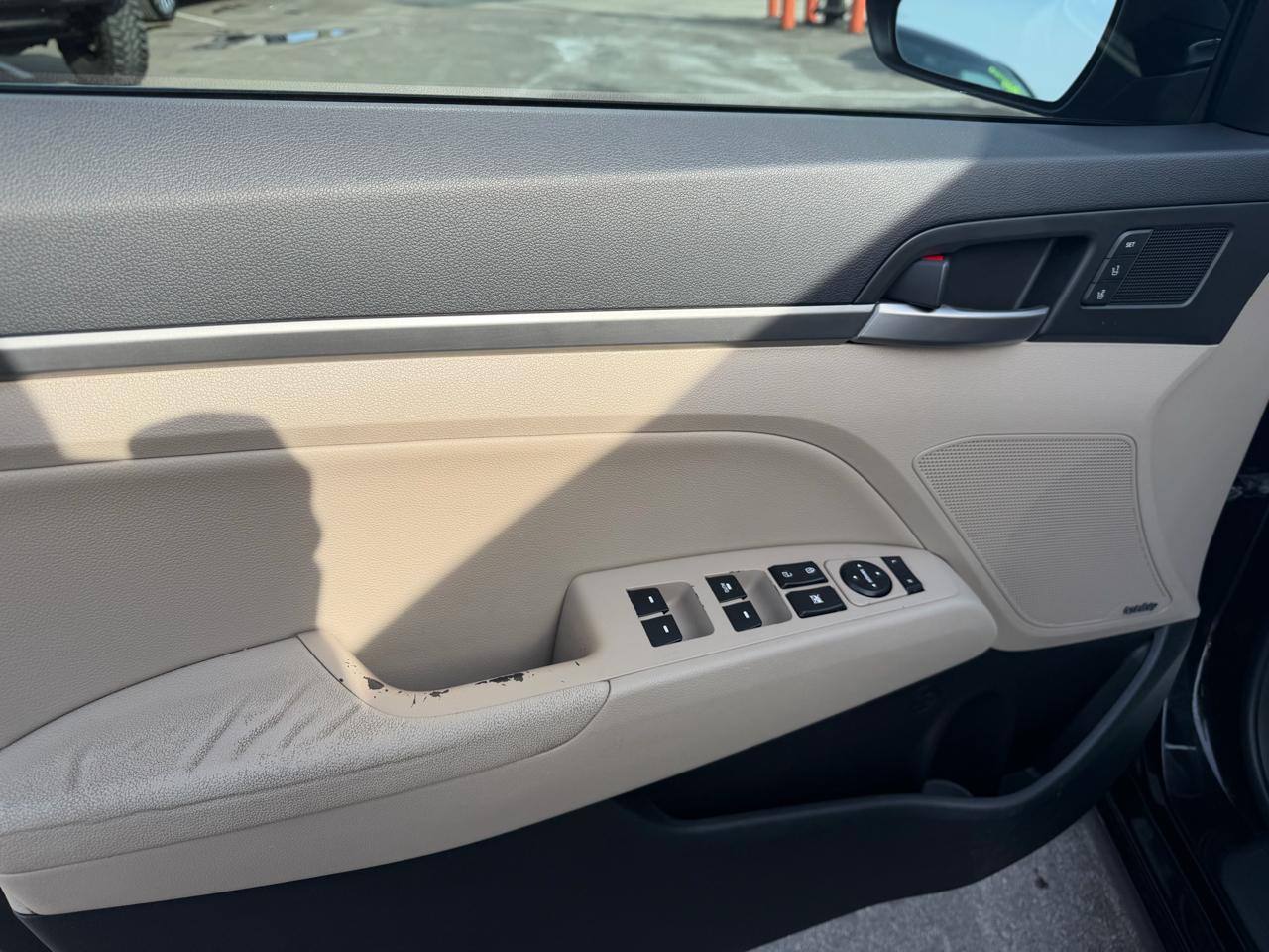 Hyundai Elantra Limited 2017