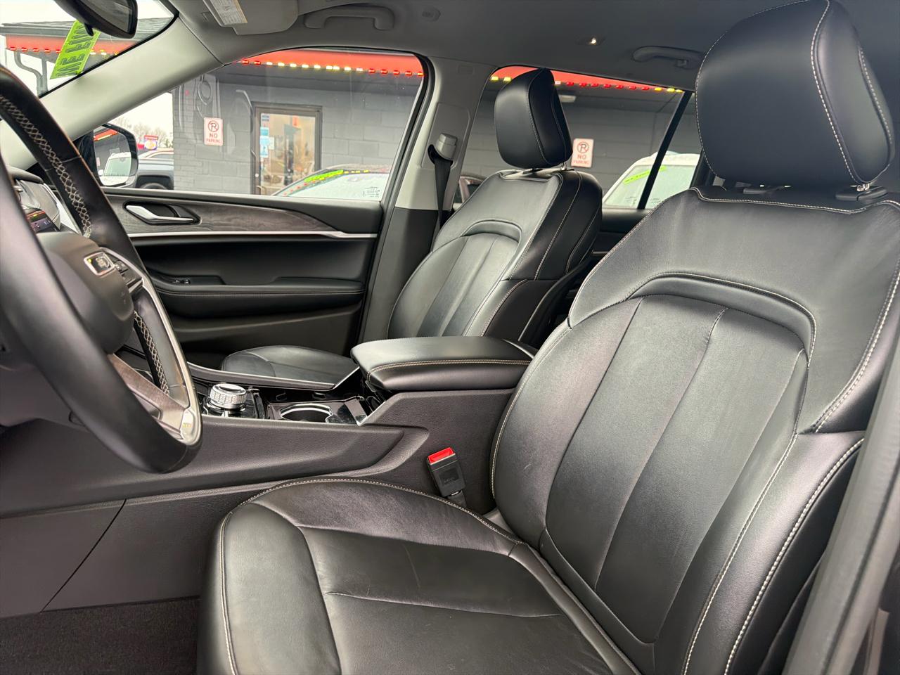 Jeep Grand Cherokee Limited 4WD 2021