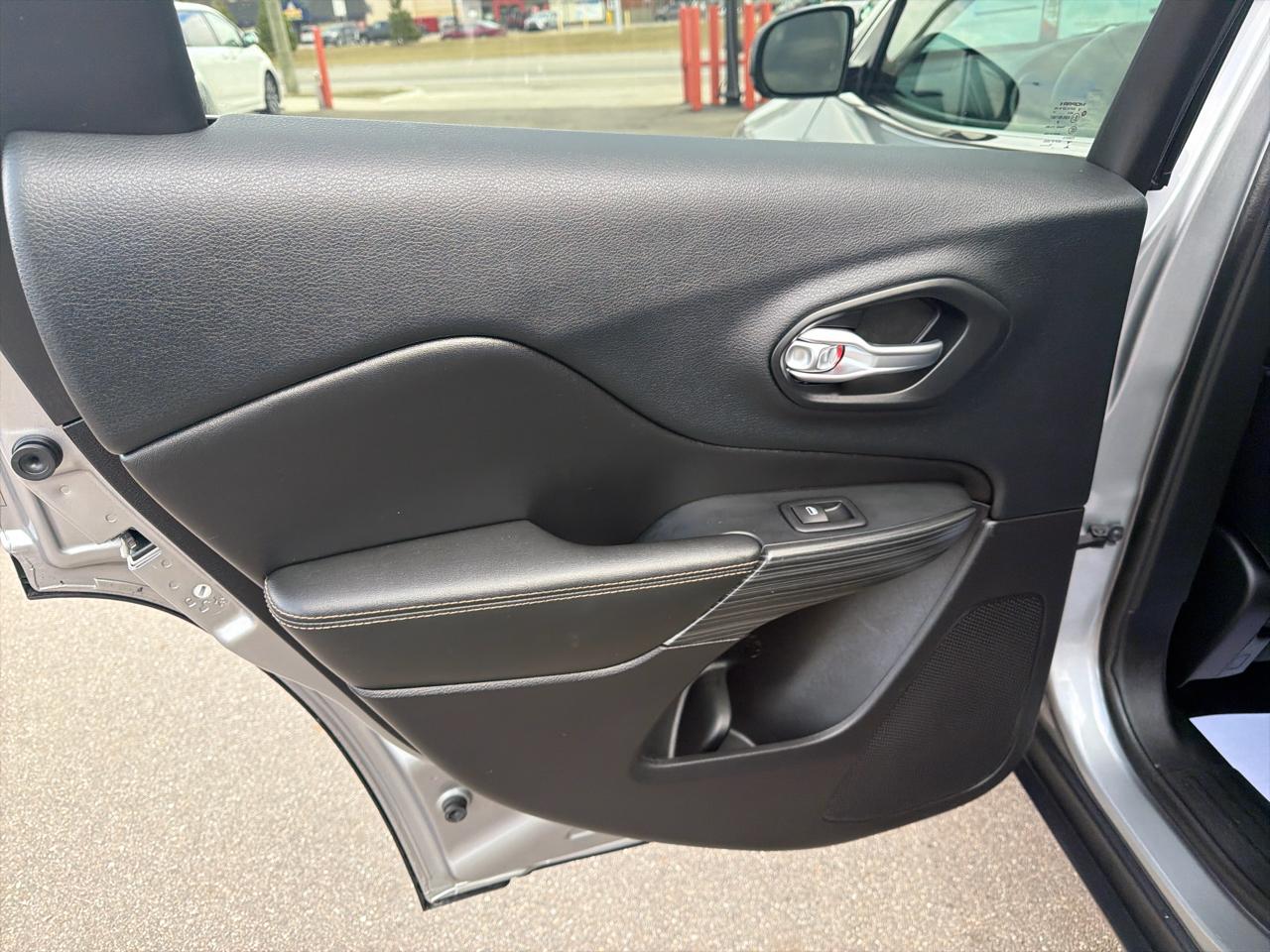 Jeep Cherokee Limited 4WD 2016