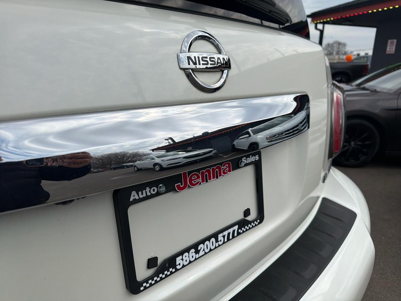 Nissan Armada SV AWD 2018