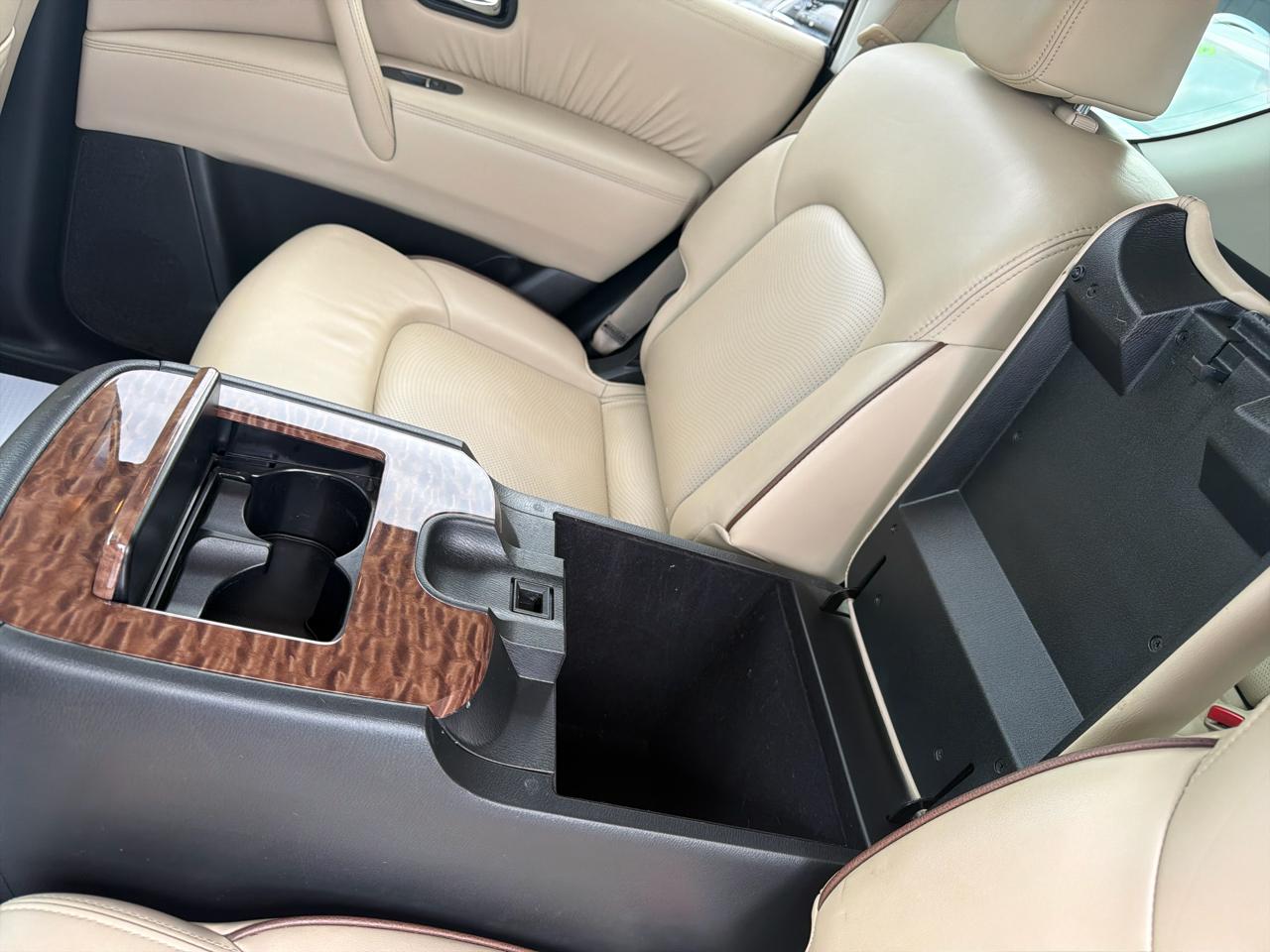 Nissan Armada SV AWD 2018