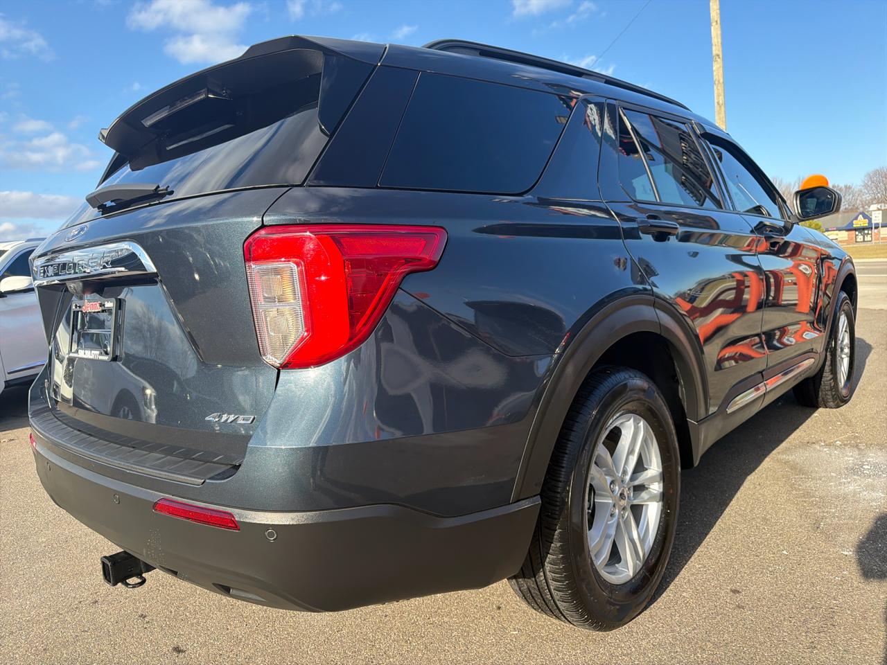 Ford Explorer XLT AWD 2023