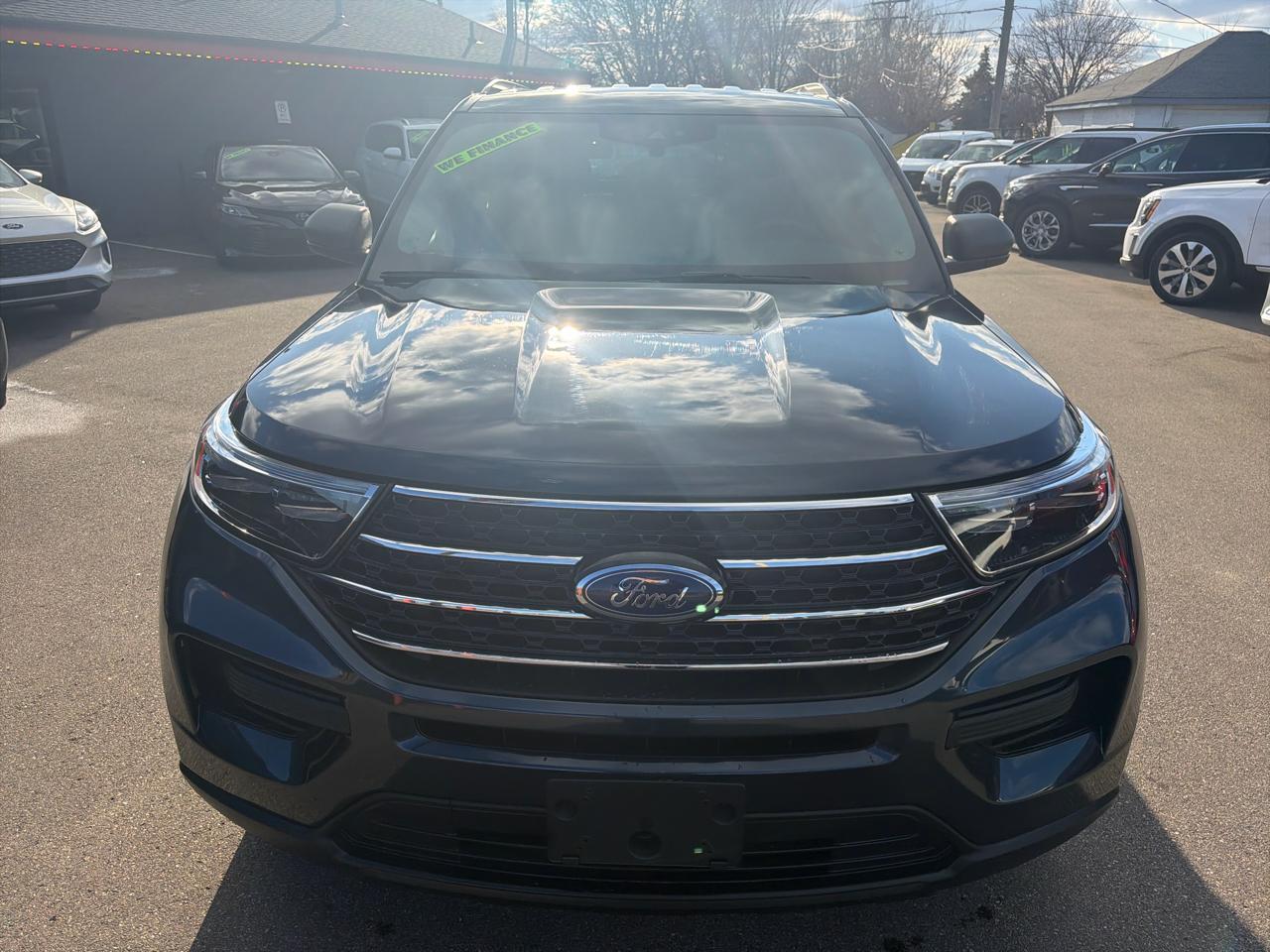 Ford Explorer XLT AWD 2023