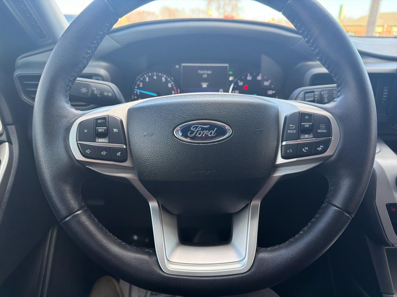 Ford Explorer XLT AWD 2023