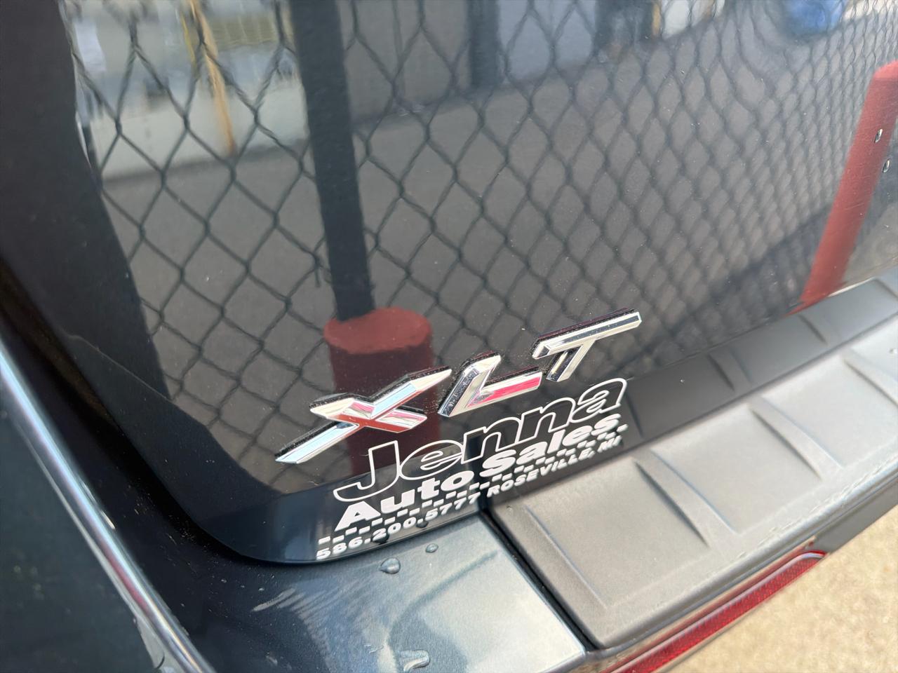 Ford Explorer XLT AWD 2023