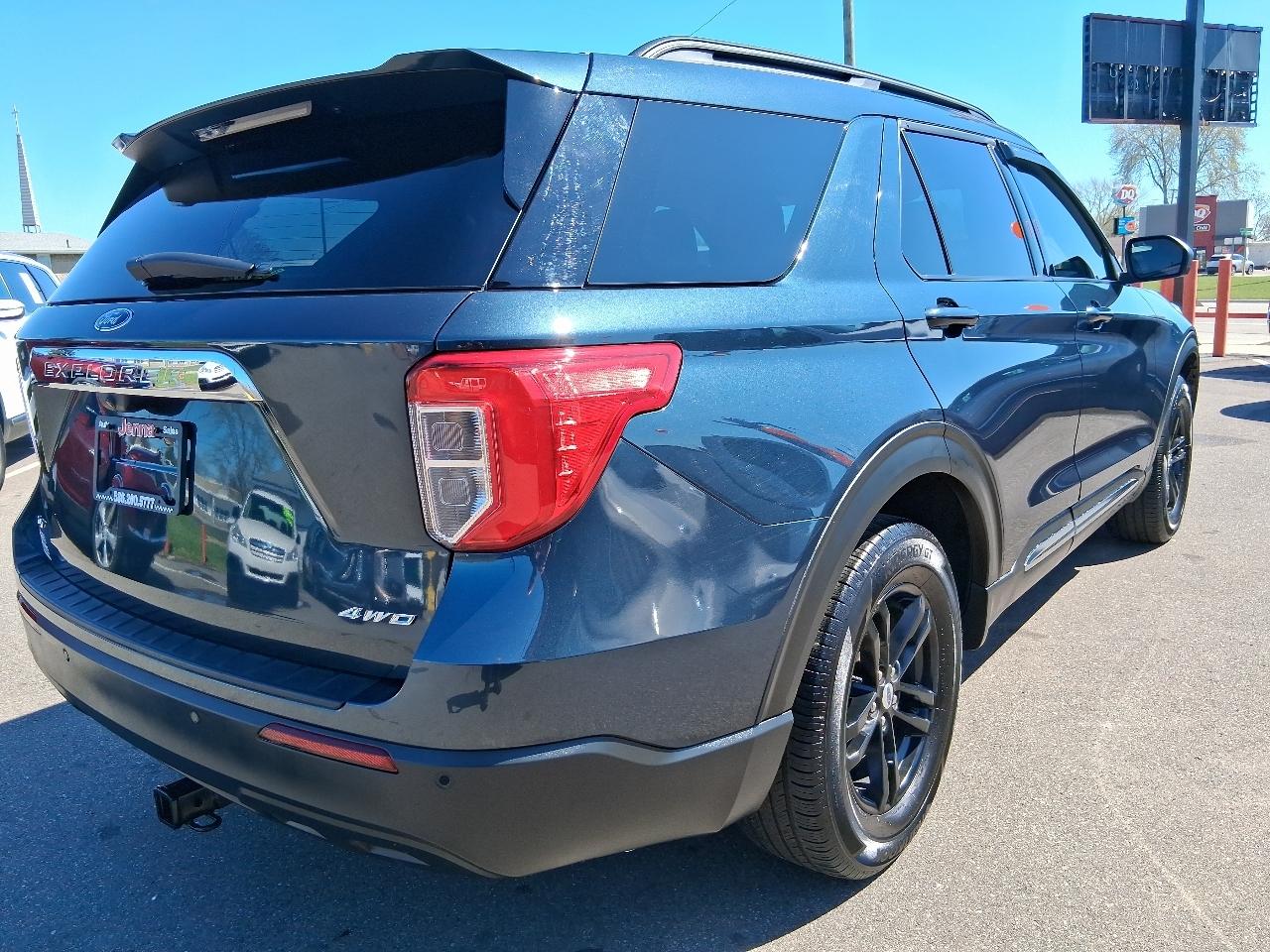 Ford Explorer XLT AWD 2023