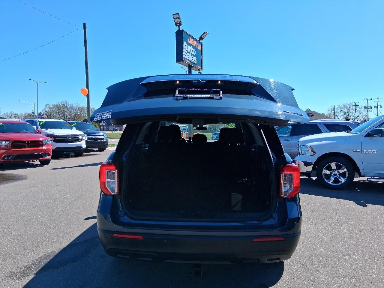 Ford Explorer XLT AWD 2023