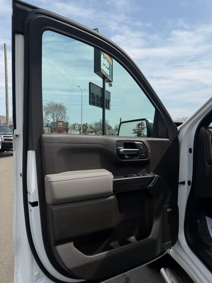 Chevrolet Silverado 1500 LTZ Crew Cab Long Box 4WD 2020