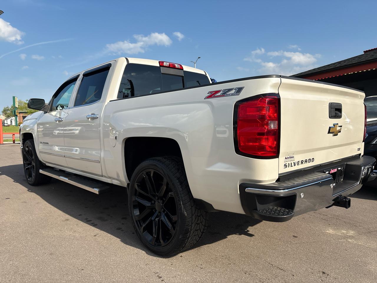 Chevrolet Silverado 1500 LTZ Crew Cab Long Box 4WD 2015